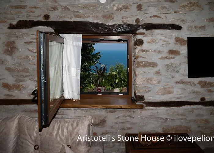 Aristoteli's Stone House Vakantiehuis *