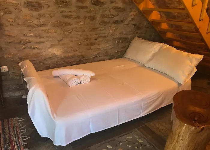 Vakantiehuis Aristoteli's Stone House *