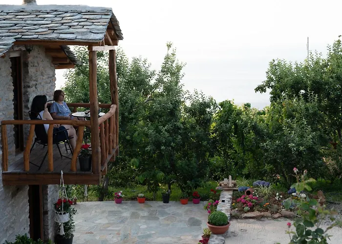 Vakantiehuis Aristoteli's Stone House