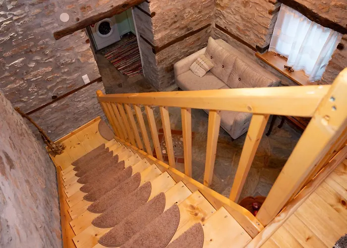 Vakantiehuis Aristoteli's Stone House *