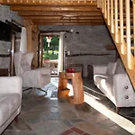 Aristoteli's Stone House Holiday home *