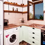 Holiday home Aristoteli's Stone House *