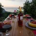 Aristoteli's Stone House Tatil Evi