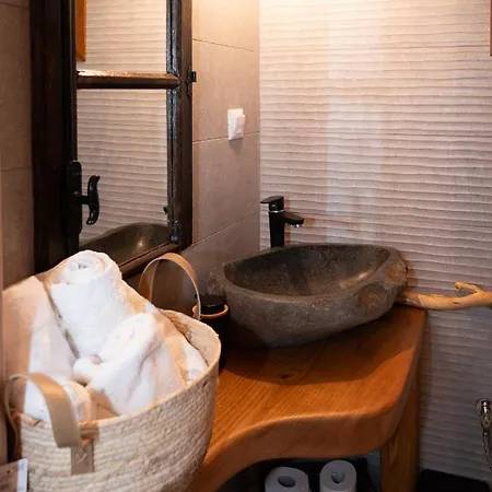 בית נופש Aristoteli's Stone House Makrirrákhi