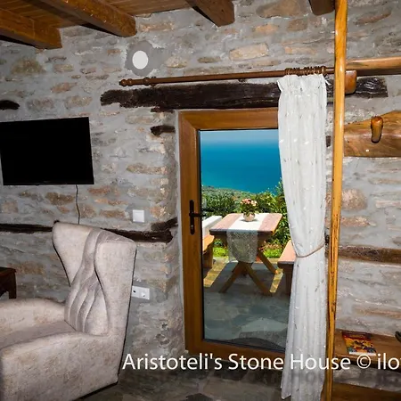 Aristoteli's Stone House Casa vacanze *