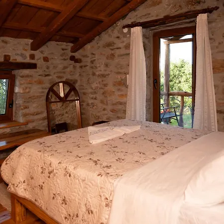 Aristoteli's Stone House Makrirrákhi